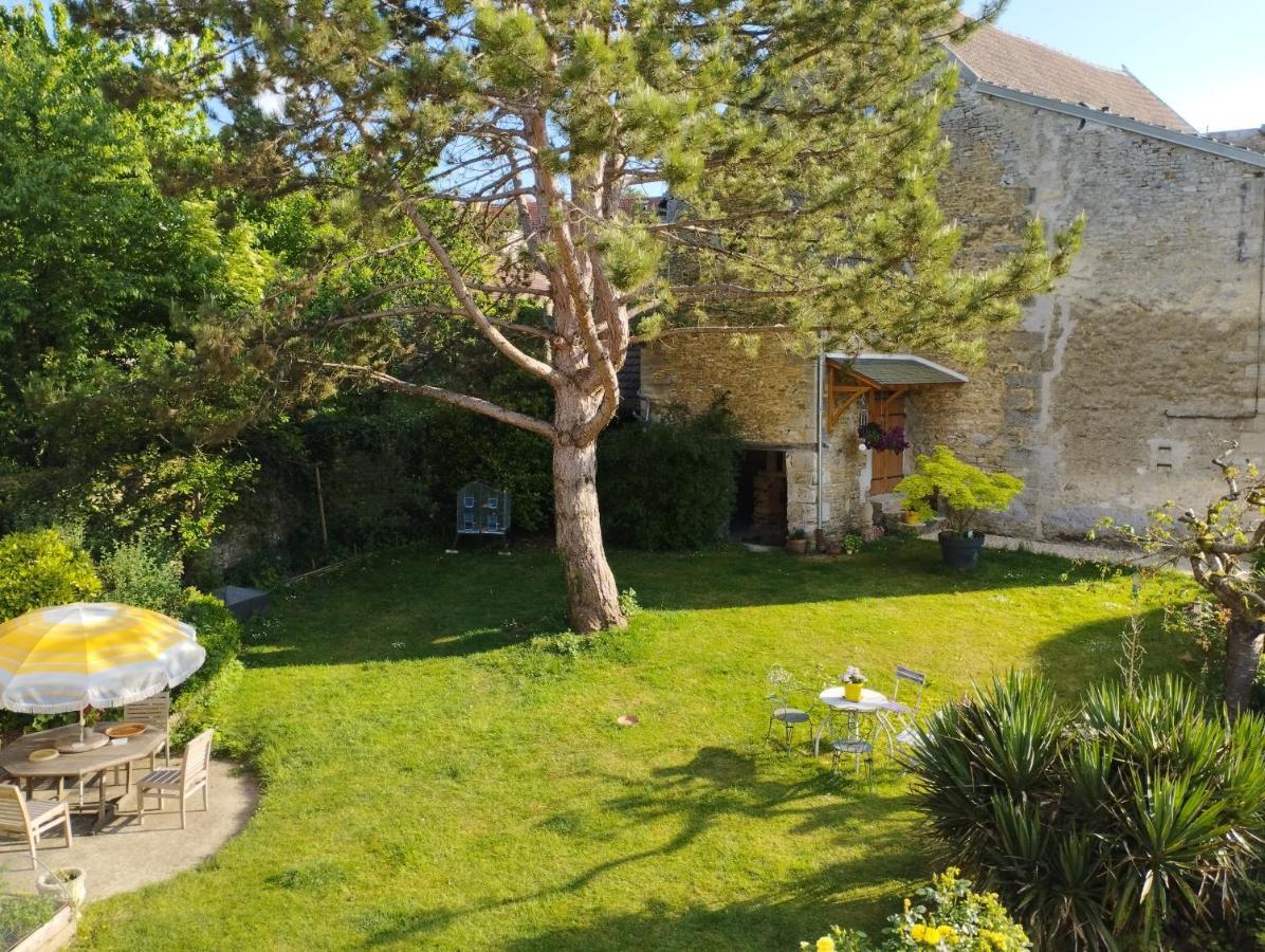 Villa Le Refuge D'Athena Chaussy  Exterior foto